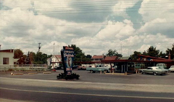 Dads Drive-In (Varsity Drive-In, D&D Drive-In, Stewarts) - From Amanda Parsons